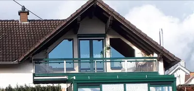 Das Gebäude in dem sich die Ferienwohnung befindet