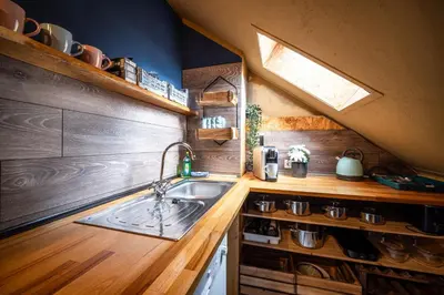 Küche/Küchenzeile in der Unterkunft Balkon Zimmer - Apartment