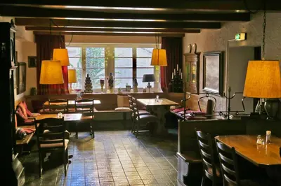 Ein Sitzbereich in der Unterkunft Hotel zum alten Brauhaus
