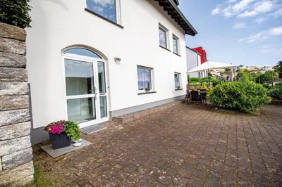 Ein Garten an der Unterkunft Ferienwohnung Eifelurlaub