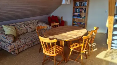 Ein Sitzbereich in der Unterkunft Dörrebach bei Bingen am Rhein und Start zum Soonwald;Hunsrück