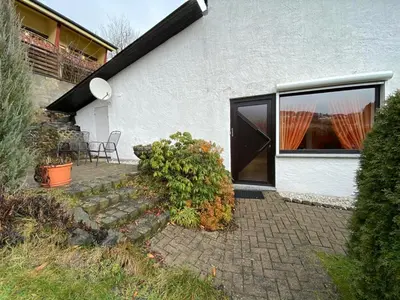 Ein Garten an der Unterkunft Ferienhaus Jüngling
