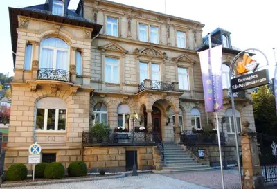Das Gebäude in dem sich das Hotel befindet