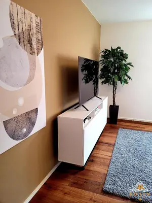 TV/Unterhaltungsangebot in der Unterkunft Ruhiges Apartment I 45 qm I 5 Min zur WHU