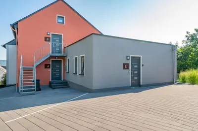 Das Gebäude in dem sich die Ferienwohnung befindet