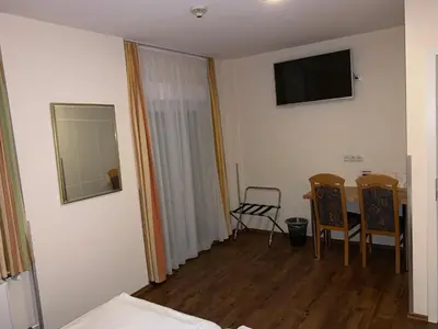 TV/Unterhaltungsangebot in der Unterkunft Hotel National