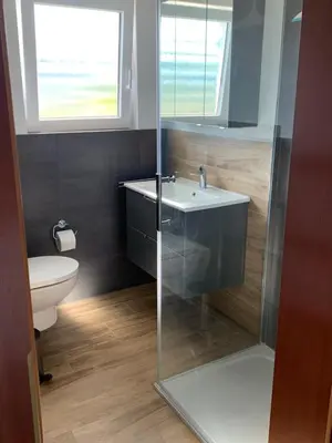 Ein Badezimmer in der Unterkunft Fewo Moselblick