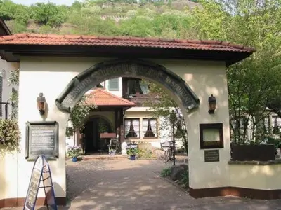 Das Gebäude in dem sich das Hotel befindet