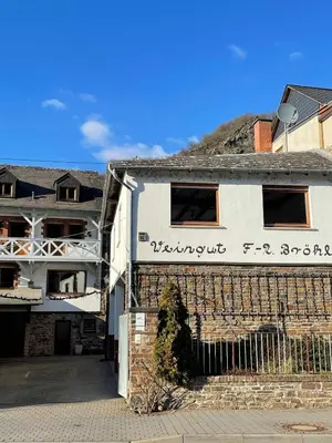 Ein allgemeiner Bergblick oder ein Berglick von der Pension aus