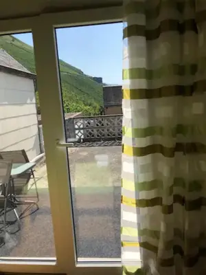 Ein allgemeiner Bergblick oder ein Berglick von der Ferienwohnung aus