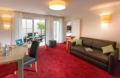 Ein Sitzbereich in der Unterkunft Hotel Zur Traube
