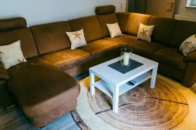 Ein Sitzbereich in der Unterkunft Ferienwohnung Klink