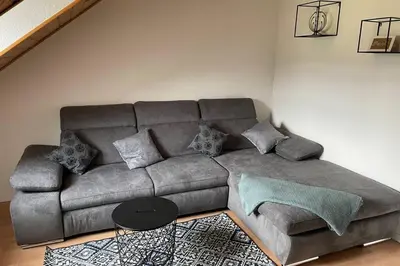 Ein Sitzbereich in der Unterkunft Ferienwohnung Moselgold