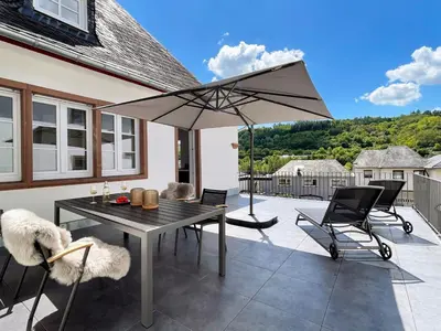 Ein allgemeiner Bergblick oder ein Berglick von der Ferienwohnung aus