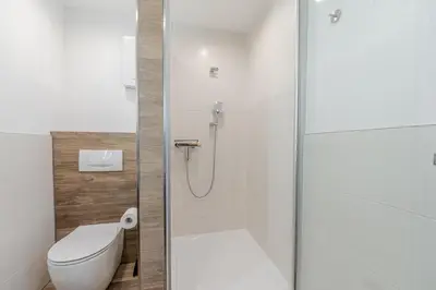 Ein Badezimmer in der Unterkunft Ferienwohnung Kardinalsberg Bernkastel-Kues