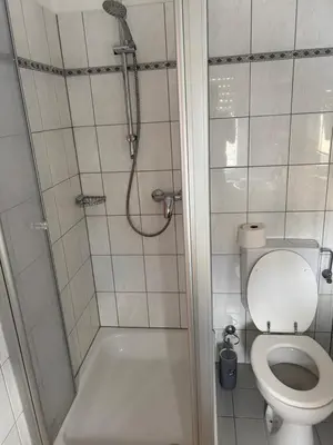 Ein Badezimmer in der Unterkunft Hotel & Restaurant Dalmacija Polch