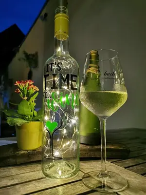 Getränke in der Unterkunft Weingut Gästehaus Bach