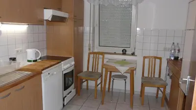 Küche/Küchenzeile in der Unterkunft FeWo Wedemann 55543 Bad Kreuznach