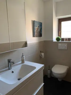 Ein Badezimmer in der Unterkunft Ferienwohnung Bienengarten