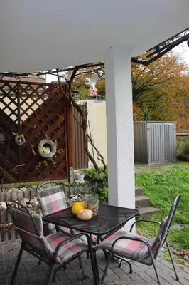 Ein Garten an der Unterkunft Ferienwohnung Sponheim