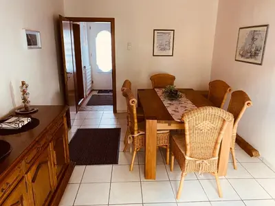 Ein Sitzbereich in der Unterkunft Ferienhaus Gartenblick in Brieden