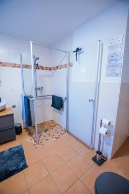 Ein Badezimmer in der Unterkunft Ferienwohnung Moselblümchen Amelie
