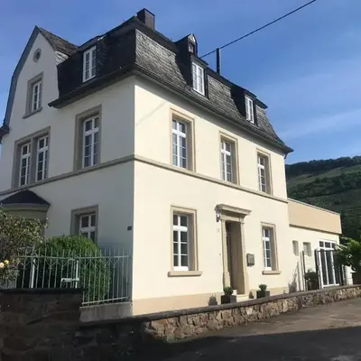 Weinlofts an der Mosel mit E10 Ladestation