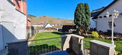 Ein allgemeiner Bergblick oder ein Berglick von der Ferienwohnung aus