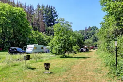 Naturlandschaft in der Nähe des Campingplatzes