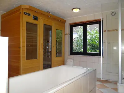 Ein Badezimmer in der Unterkunft Haus Am Bachgasse - Haus von 1777 mit Sauna