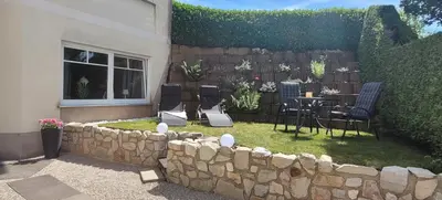 Ein Garten an der Unterkunft Ferienwohnung MIA