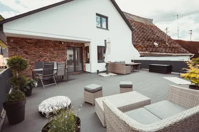 Ein Sitzbereich in der Unterkunft Exklusive Mosel-FeWo in Senheim - große Dachterrasse - Netflix - Waschmaschine