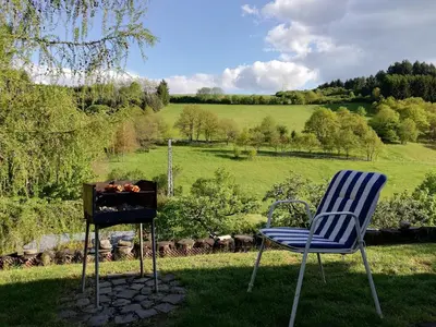 Ein Garten an der Unterkunft Ferienwohnung Siegel