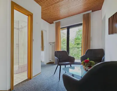 Ein Sitzbereich in der Unterkunft Vintage Hotel Petrisberg