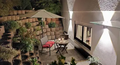 Ein Garten an der Unterkunft Kleine Auszeit