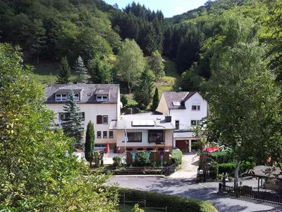 Naturlandschaft in der Nähe der Villa