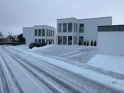 eifel24, neu, modern mit Dachterrasse im Winter