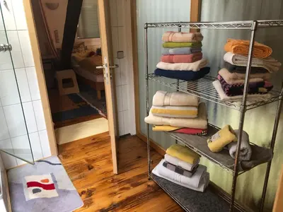 Grundriss der Unterkunft Familien-Zimmer mit Bad und Garten in Privathaus hell, gemütlich, ruhig, eigenes großes Badezimmer