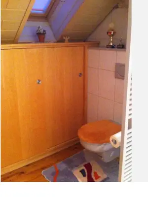 Ein Badezimmer in der Unterkunft Familien-Zimmer mit Bad und Garten in Privathaus hell, gemütlich, ruhig, eigenes großes Badezimmer