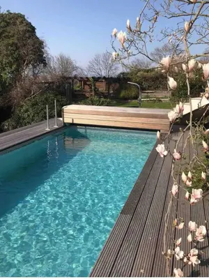 Der Swimmingpool an oder in der Nähe von Über den Dächern von Koblenz - Aussichts-Wohnung Naturpark Rheinblick, ruhig, zentrumsnah, Sport-Pool
