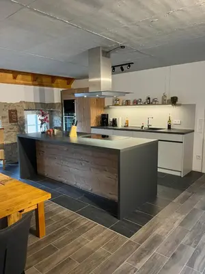 Küche/Küchenzeile in der Unterkunft Ferienwohnung am Wald-und Wiesenkorb