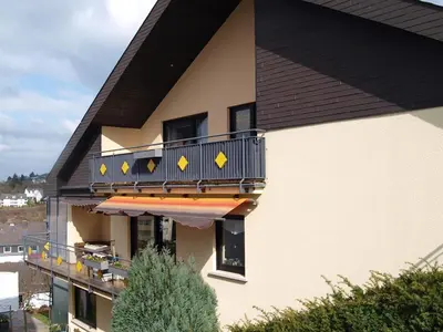 Das Gebäude in dem sich die Ferienwohnung befindet
