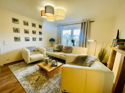 Ein Sitzbereich in der Unterkunft Charmante Ferienwohnung in Mastershausen/Hunsrück