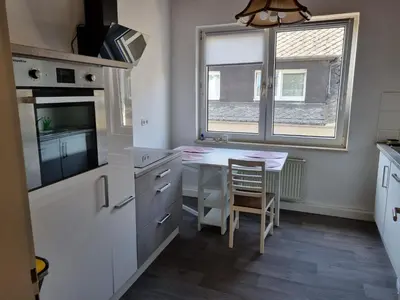 Küche/Küchenzeile in der Unterkunft MacFeWo - Komplette Ferienwohnung im Stadtkern von Mayen