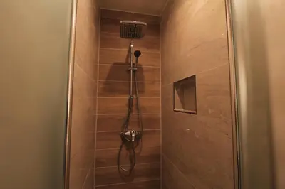 Ein Badezimmer in der Unterkunft Zimmer AsiaDreieck Pension