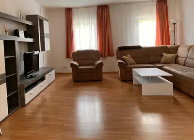 Ein Sitzbereich in der Unterkunft Ferien am Maar
