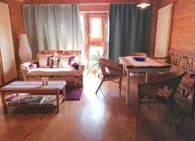 Ein Sitzbereich in der Unterkunft Hof Idarwald