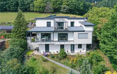 Ein Garten an der Unterkunft Beautiful Home In Diefenbach With Wifi