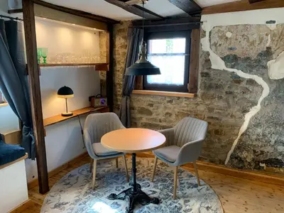 Küche/Küchenzeile in der Unterkunft Ferienhaus Eifelstuben mit Charme - Bauernstube Vulkaneifel - Nähe See und Burgruine