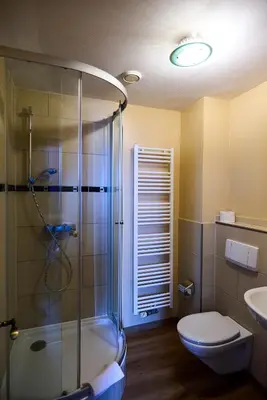 Ein Badezimmer in der Unterkunft Nostalgie Altstadthotel Kornpforte